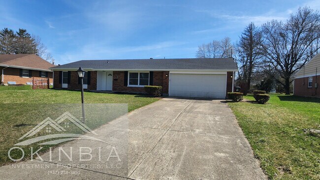 Building Photo - Beautifully updated brick ranch