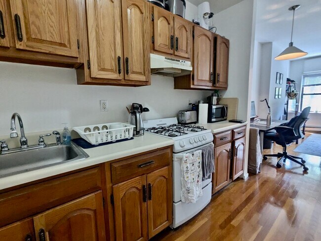 Foto del edificio - 374 2nd St