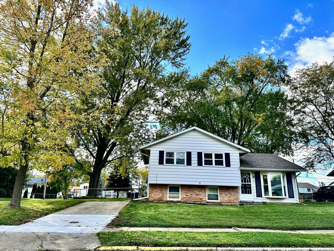 Primary Photo - 1501 Bonnie Ave