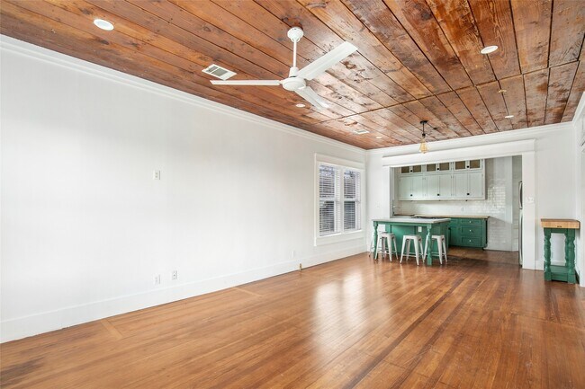 Foto del edificio - 4731 Woodside St
