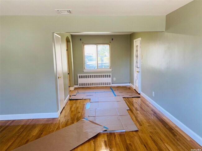 Foto del edificio - 90 Arthur Ave