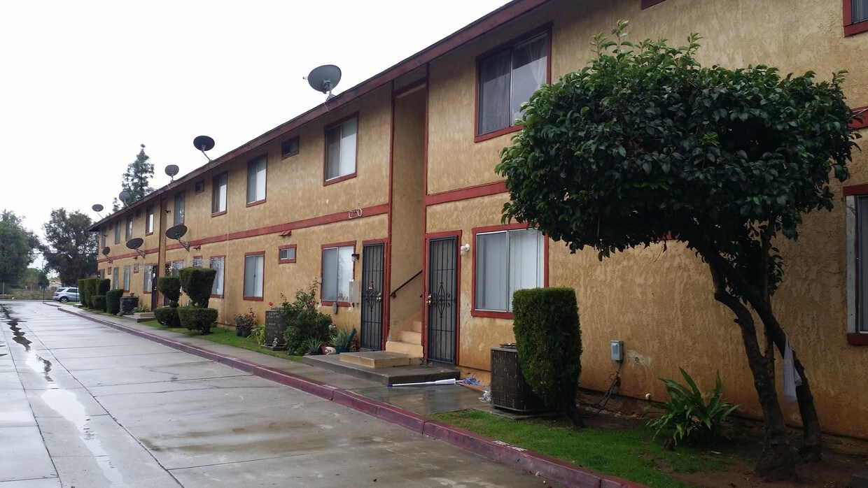 Foto del edificio - 24396 Atwood Ave