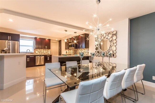 Building Photo - 2 br, 1.5 bath Condo - 4100 Galt Ocean Dr ...