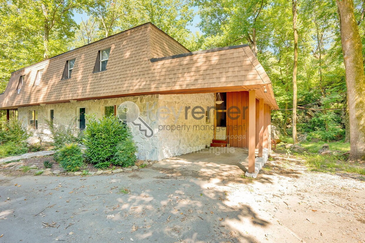 Photo - 1461 Palisades Road
