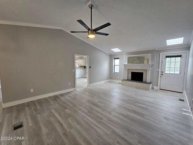 Building Photo - 2914 Kings Harbour Rd