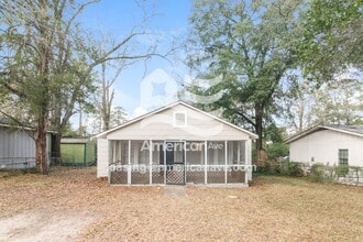 Building Photo - 2947 Tip Top Dr