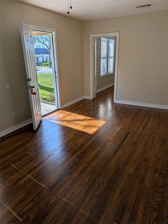 Foto del edificio - 724 W 8th St