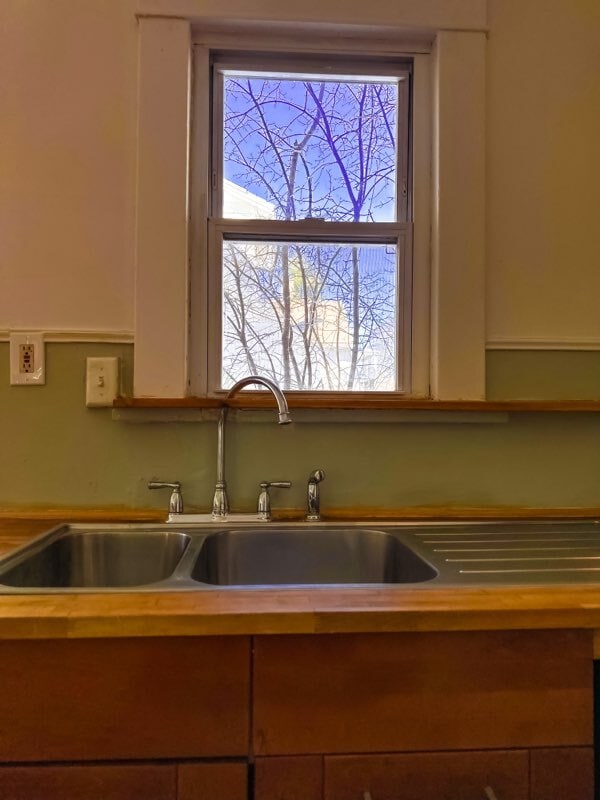 38 S Lake Ave, Troy, NY 12180 House Rental in Troy, NY