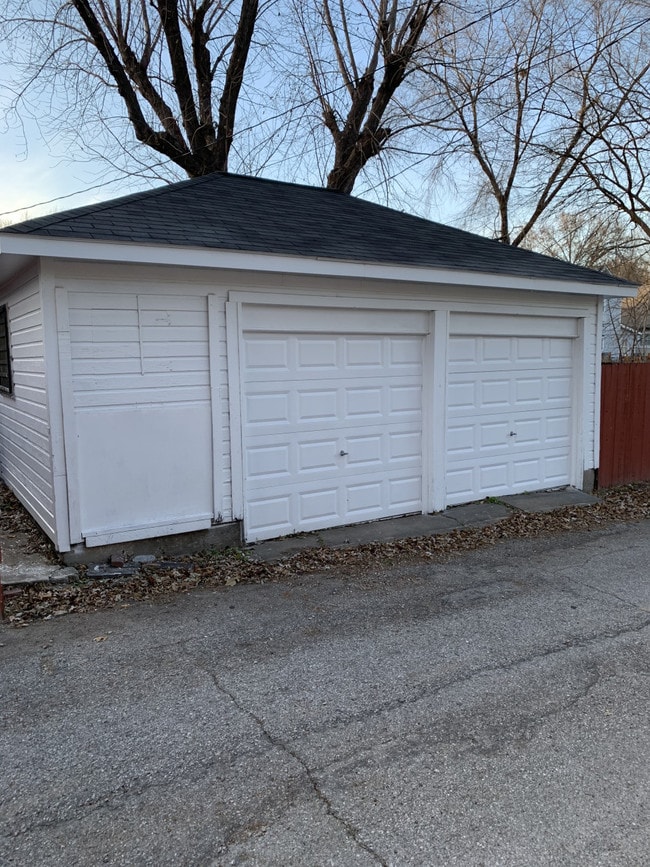 Building Photo - 919 4th Ave