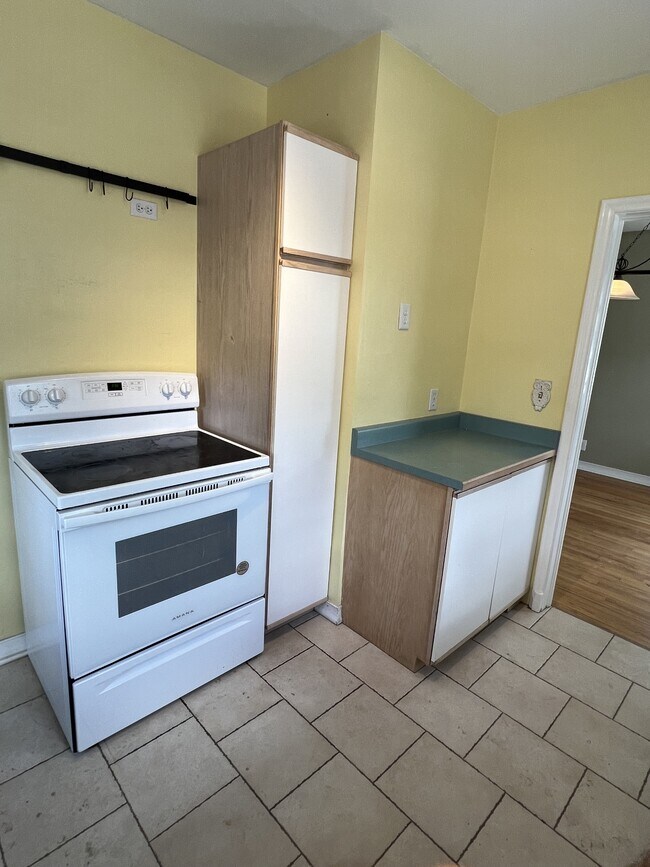 Foto del edificio - 1404 White Ave