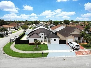 Building Photo - 15856 SW 143rd Ct