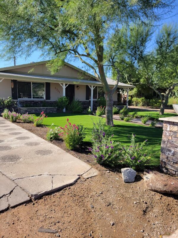 Building Photo - 2311 W Ocotillo Rd