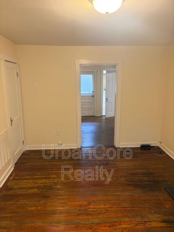 Foto del edificio - 627 N 27th St