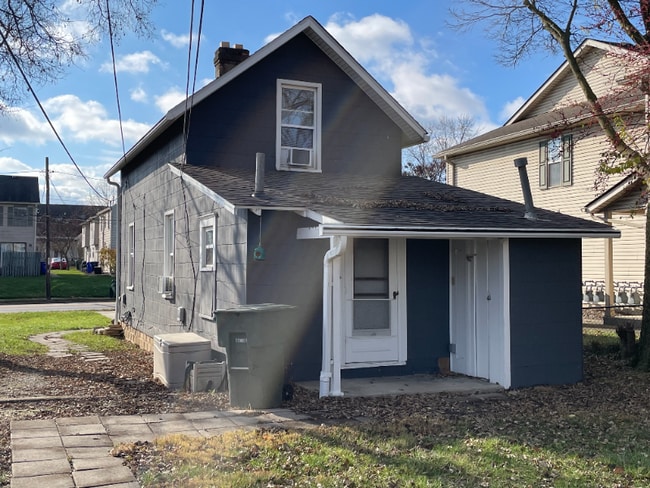 Building Photo - 1138 King Ave