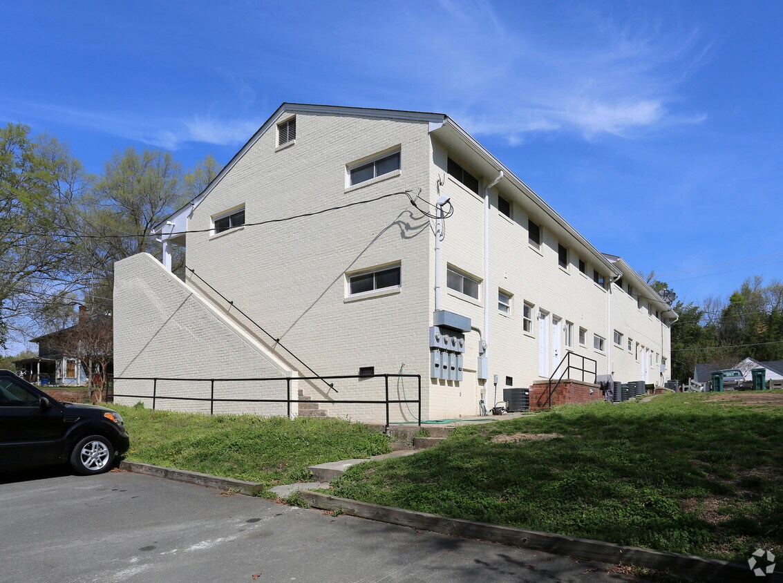 Building Photo - 601-607 Maplewood Ave