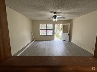 Building Photo - 414 Alford Dr