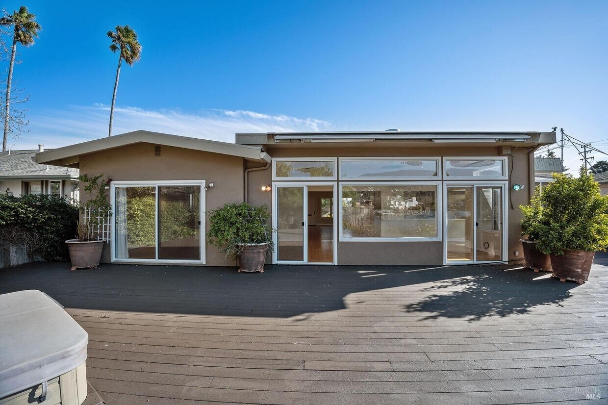 36 Tamal Vista Blvd, Corte Madera, CA 94925 House Rental in Corte Madera, CA