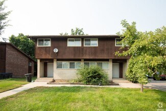 Building Photo - 596-598 W 1975 N