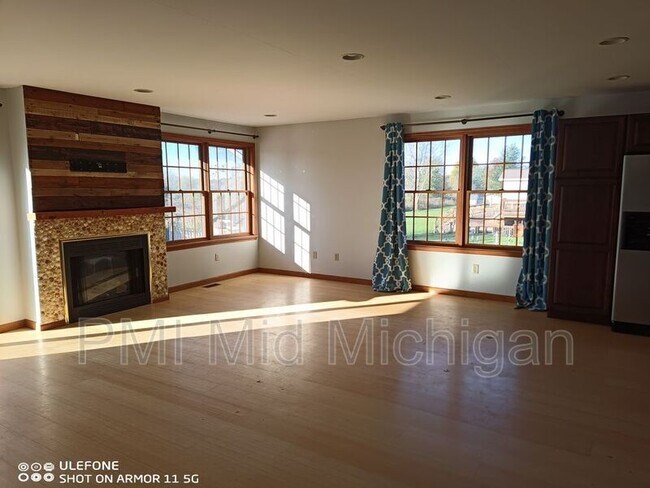 Foto del edificio - 6490 E Coldwater Rd