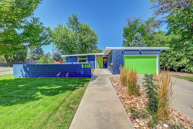 Building Photo - Krisana Park 3 Bedroom Home
