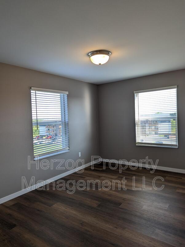 Foto del edificio - 1873 10th Ave E