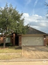 Building Photo - 5814 Meadowivy Ln