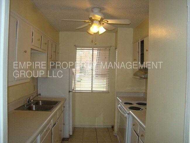 Building Photo - 1208 Bush River Rd