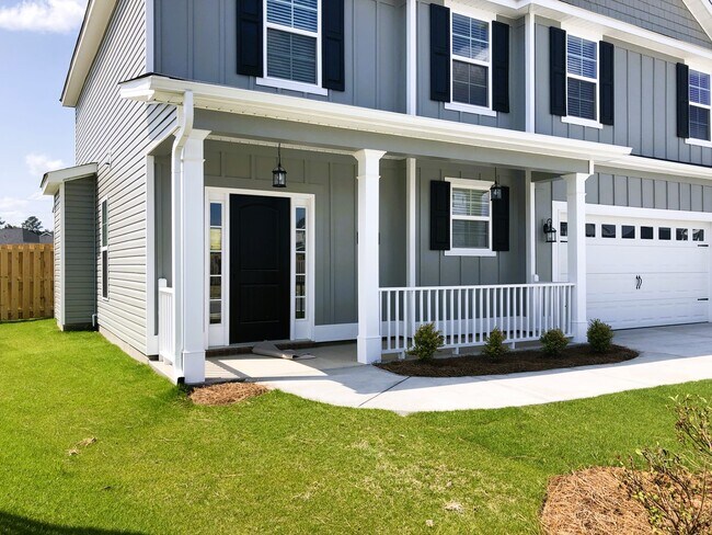 Building Photo - 1052 Mulford Lp