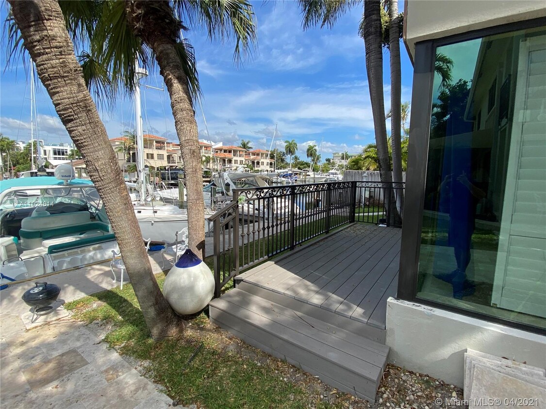 Foto principal - 111 Isle of Venice Dr