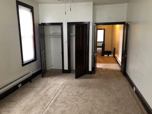 Master bed - 1100 E Tioga St