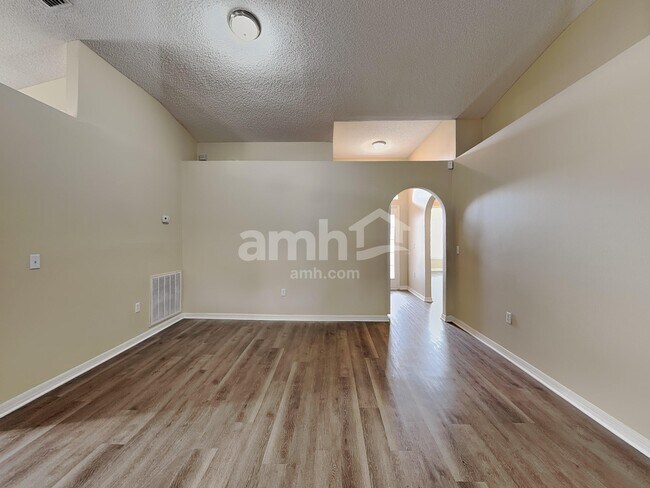 Foto del edificio - 9469 Arbor Oak Ln