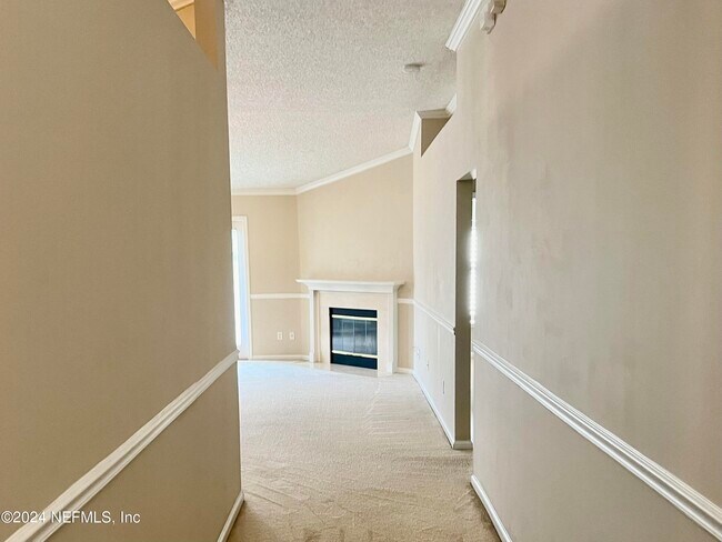 Foto del edificio - 14019 Crestwick Dr W