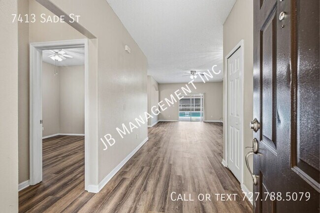 Foto del edificio - 7413 Sade St