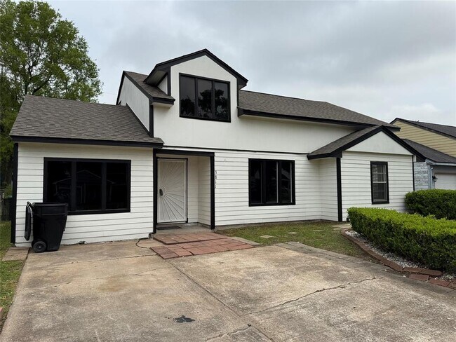 Foto del edificio - 3811 Florinda St