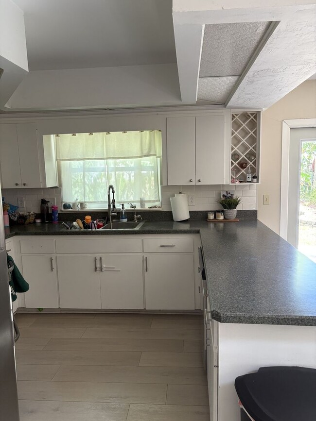 Building Photo - Wekiva Springs Home!! Community Pool !!!Gr...