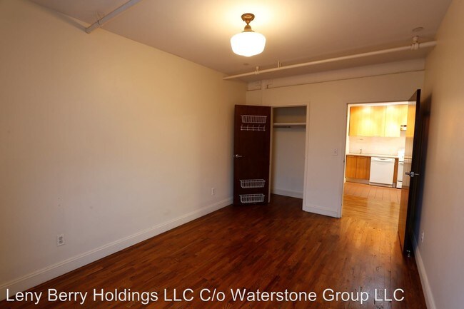 Foto del edificio - 103-119 N 3rd St