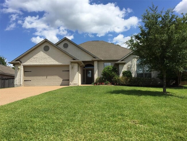 Building Photo - 304 Candle Stone Ct