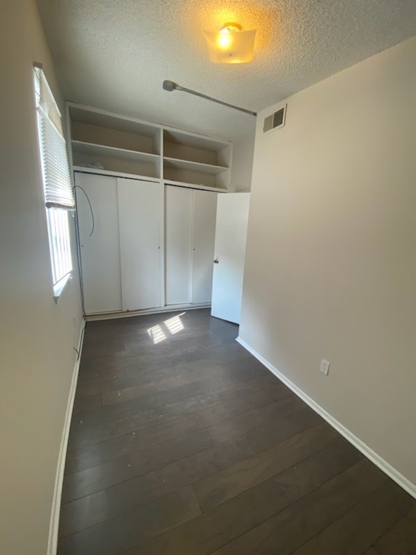 Building Photo - 3830 Lancaster Ave