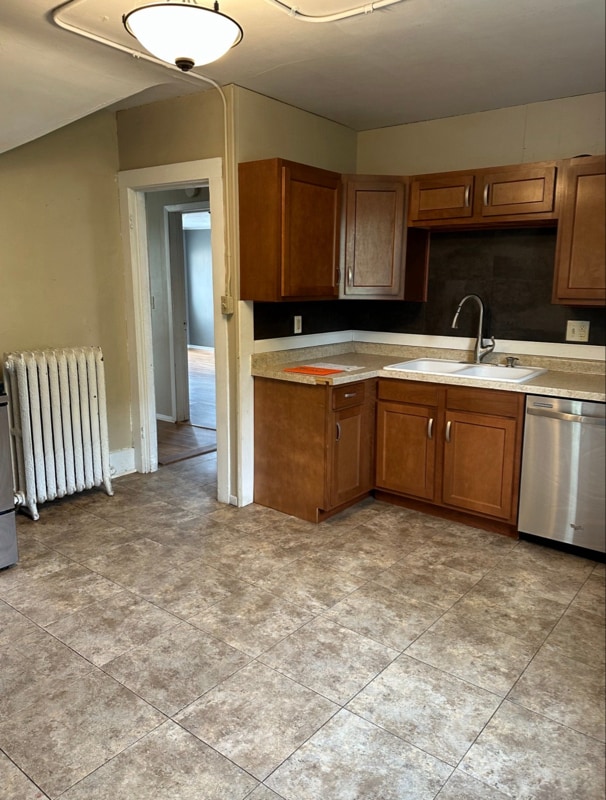 Foto del edificio - 708 Ferry St