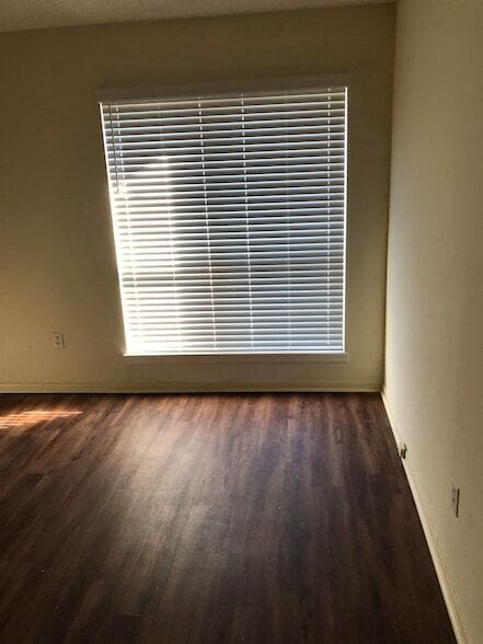 Building Photo - 6784 Quail Hollow Ct