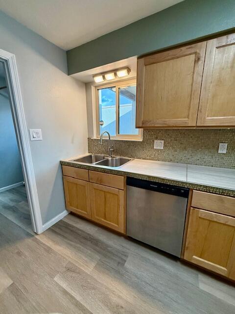 Building Photo - 1527 Donette Pl NE