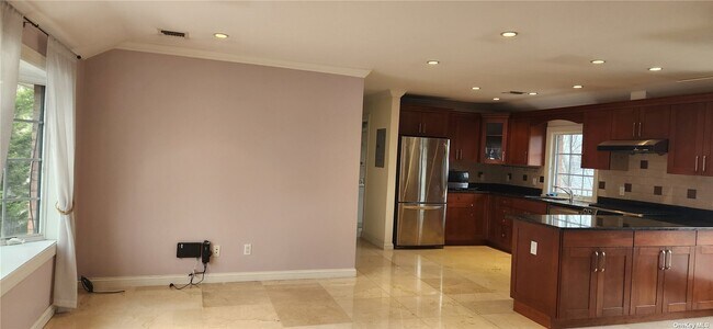 Foto del edificio - 707 130th St