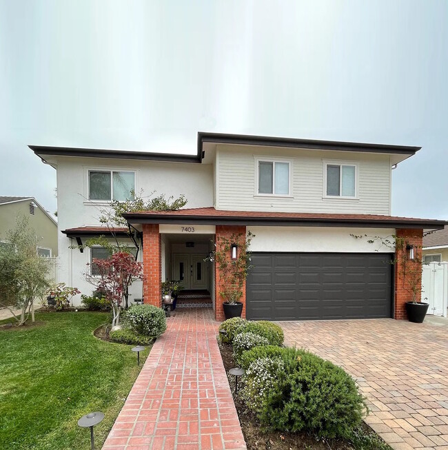 Building Photo - 7403 Alverstone Ave
