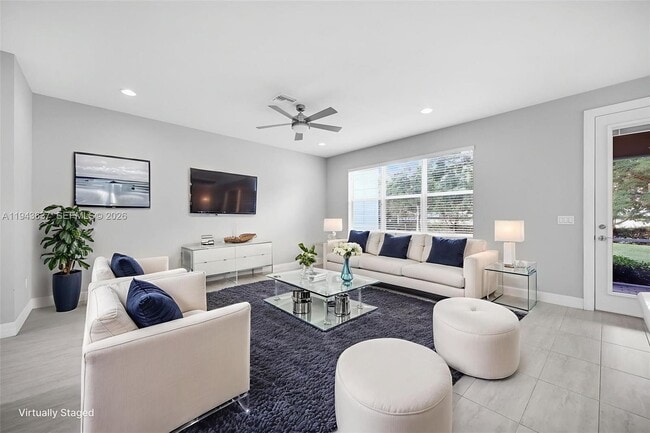 Building Photo - 964 Banyan Dr