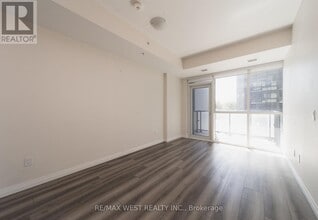 Building Photo - 108 Garment St