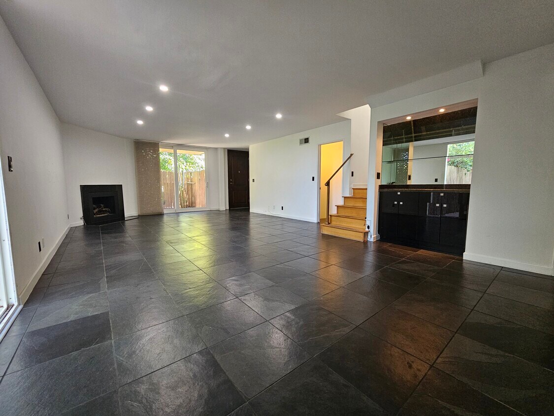 Foto principal - 4836 Balboa Ave