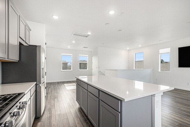Building Photo - Sterling Ranch Stunner!!