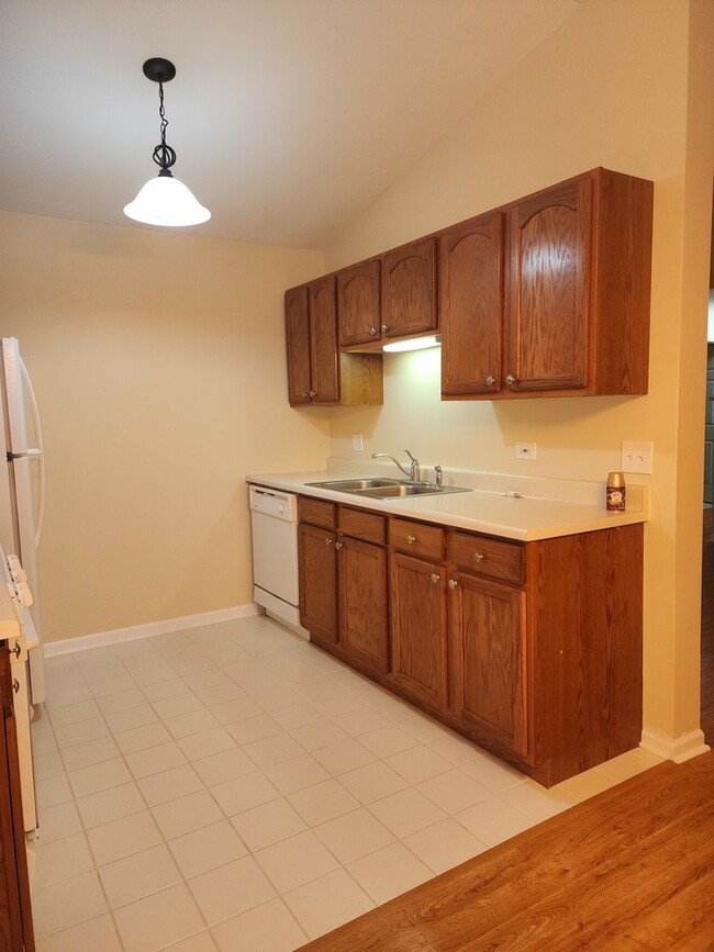 Building Photo - 1171 N Red Oak Cir
