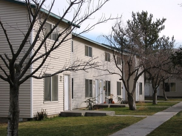 Primary Photo - Prosser Garden Apartments