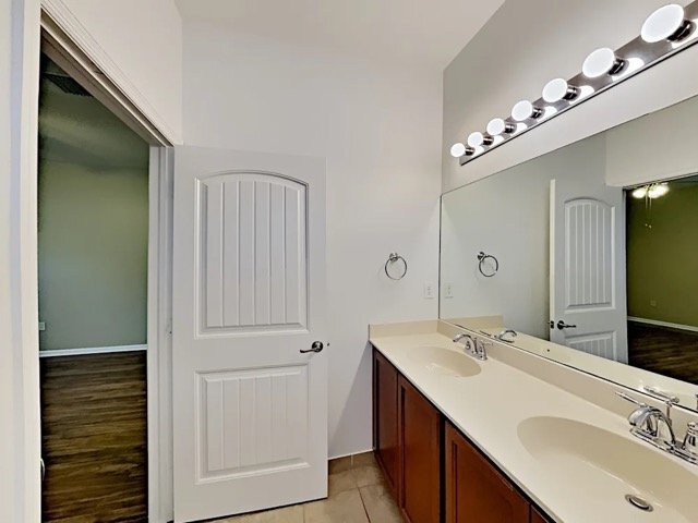 Building Photo - 497 NW 31st Ave